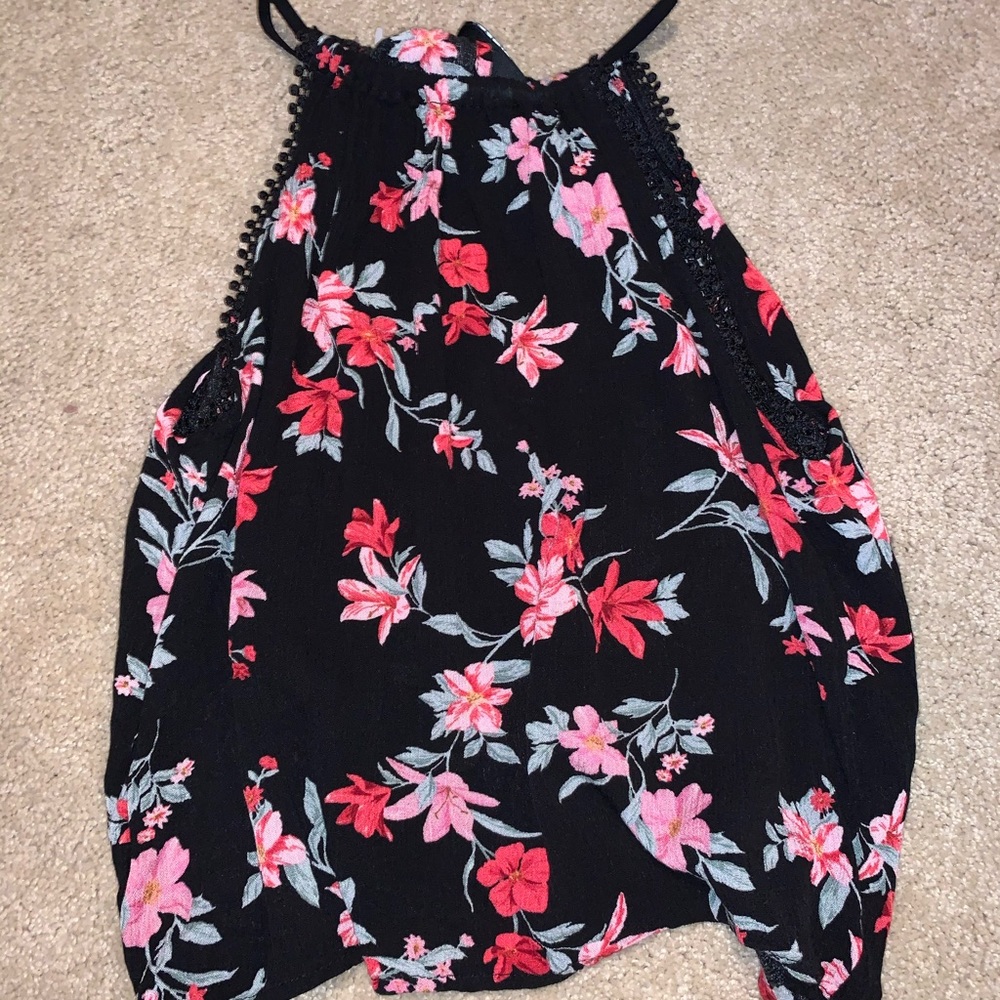 Black and Pink floral H&M top